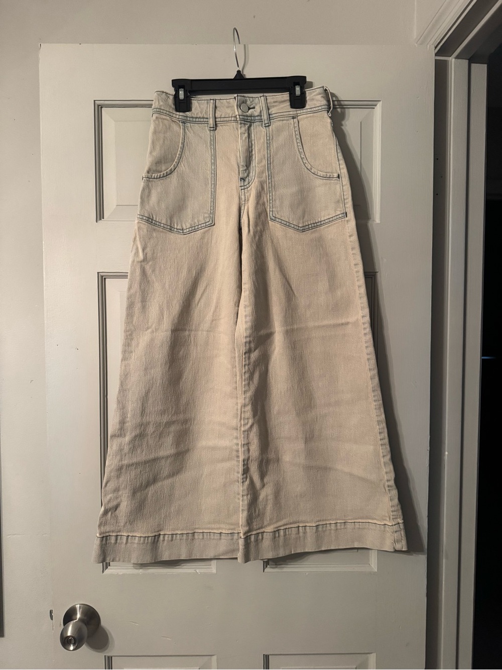 Pilcro Sienna High-Rise Wide-Leg Cropped Jeans in Sienna - Picture 2 of 4